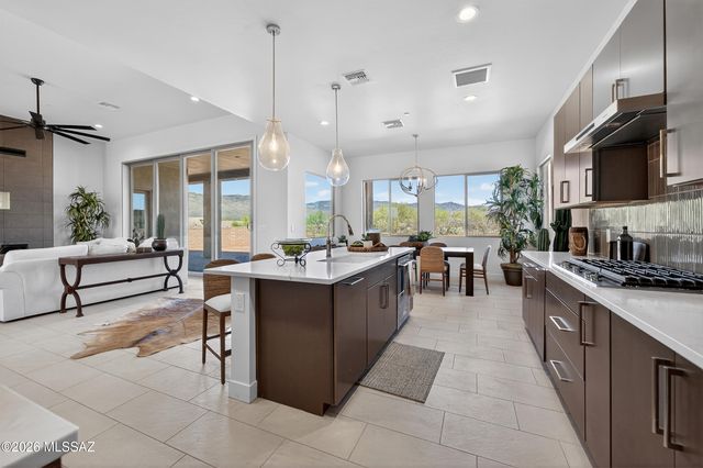 8125 S Circle C Ranch Road, Vail, AZ 85641