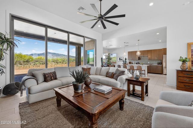 8125 S Circle C Ranch Road, Vail, AZ 85641