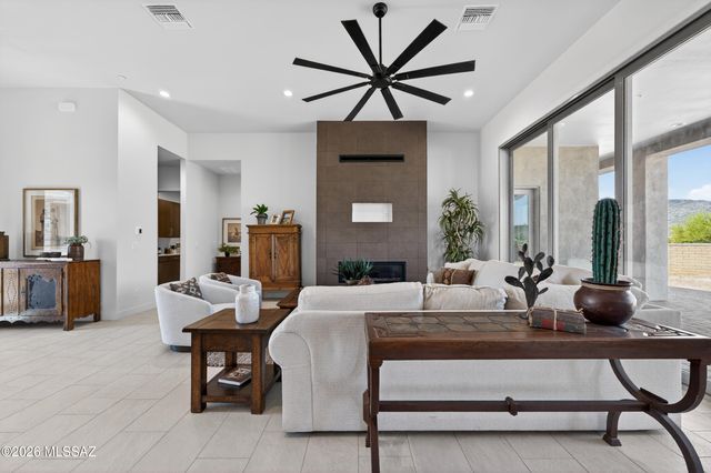 8125 S Circle C Ranch Road, Vail, AZ 85641