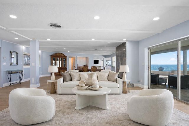 2970 68TH AVENUE S, St Petersburg, FL 33712