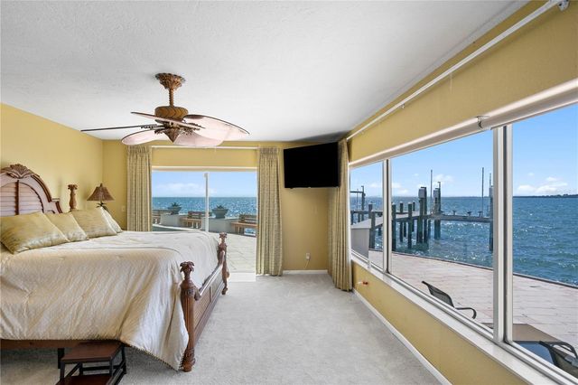 2970 68TH AVENUE S, St Petersburg, FL 33712