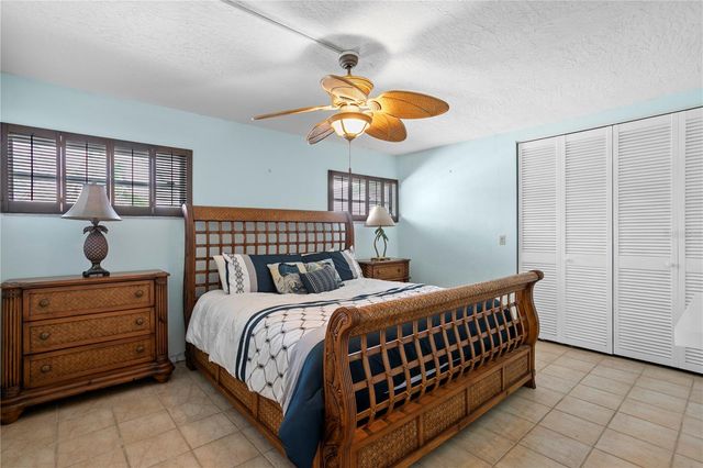 2970 68TH AVENUE S, St Petersburg, FL 33712