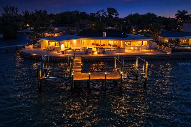 2970 68TH AVENUE S, St Petersburg, FL 33712