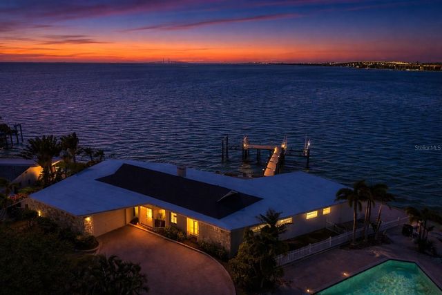 2970 68TH AVENUE S, St Petersburg, FL 33712