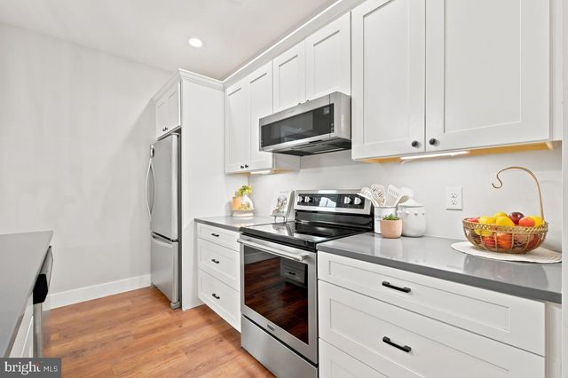 412 CEDAR HILL LN, Bentonville, VA 22610