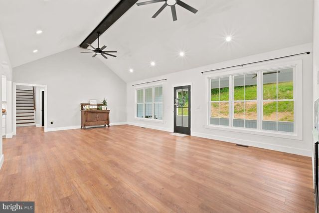 412 CEDAR HILL LN, Bentonville, VA 22610
