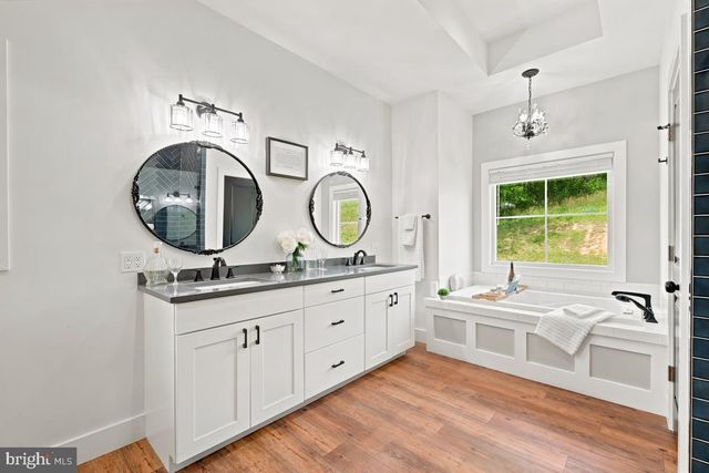 412 CEDAR HILL LN, Bentonville, VA 22610
