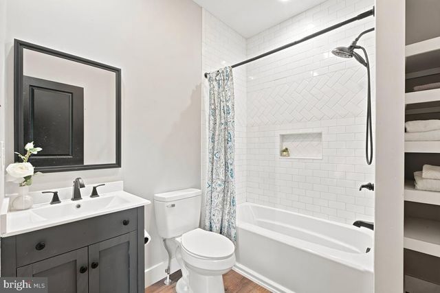 412 CEDAR HILL LN, Bentonville, VA 22610