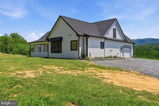 412 CEDAR HILL LN, Bentonville, VA 22610