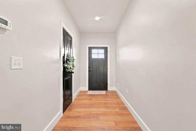 412 CEDAR HILL LN, Bentonville, VA 22610