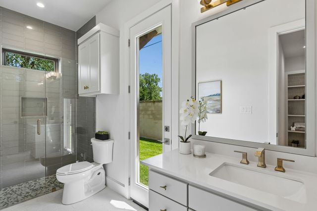 2941 Kosse Court, Grapevine, TX 76051