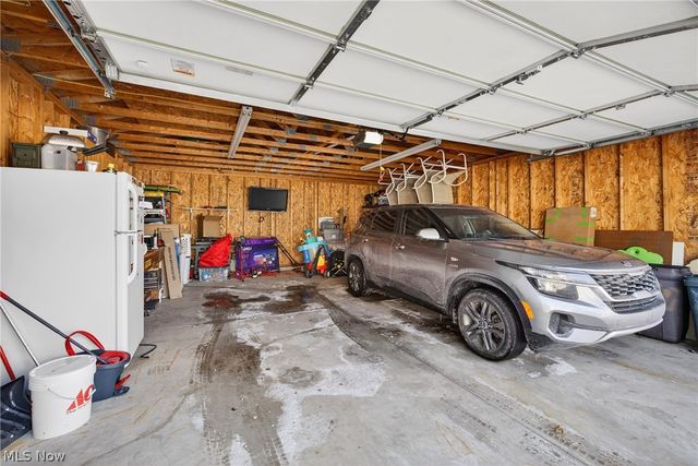 29070 W Willowick Drive, Willowick, OH 44095