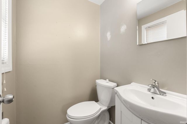 356 Tweedwood Drive, New Haven, IN 46774