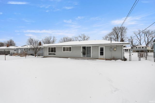 356 Tweedwood Drive, New Haven, IN 46774