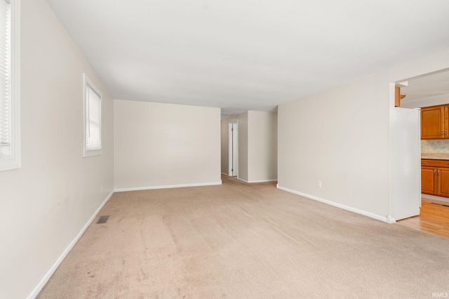 356 Tweedwood Drive, New Haven, IN 46774