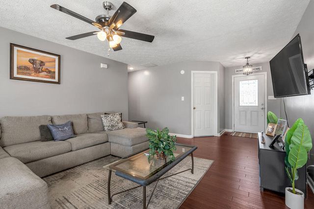 809 Thorn Trace Drive, Mt Sterling, KY 40353