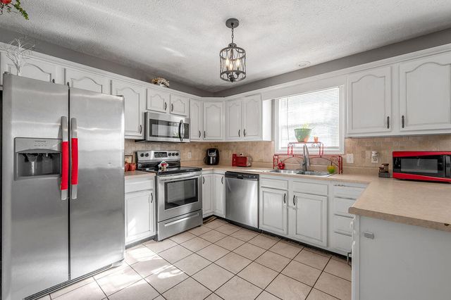 809 Thorn Trace Drive, Mt Sterling, KY 40353