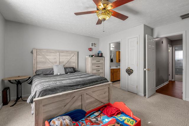 809 Thorn Trace Drive, Mt Sterling, KY 40353