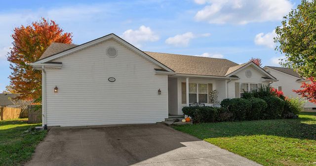 809 Thorn Trace Drive, Mt Sterling, KY 40353