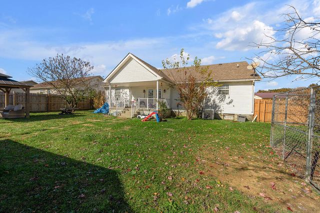 809 Thorn Trace Drive, Mt Sterling, KY 40353