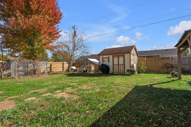 809 Thorn Trace Drive, Mt Sterling, KY 40353