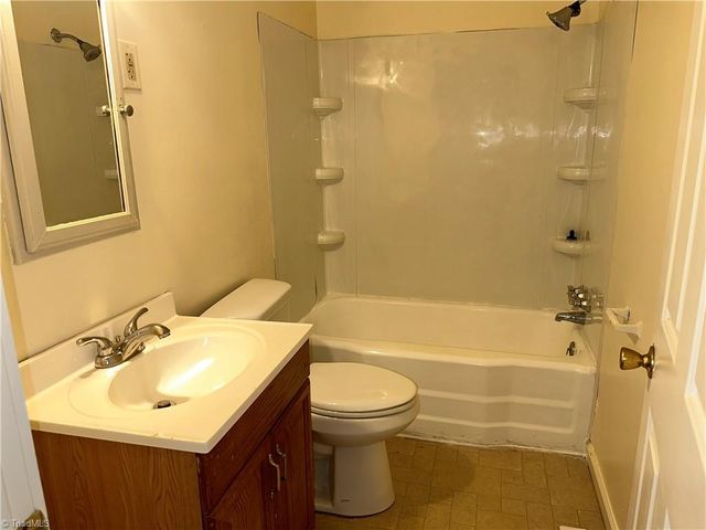322 Hadley Street, Mount Airy, NC 27030