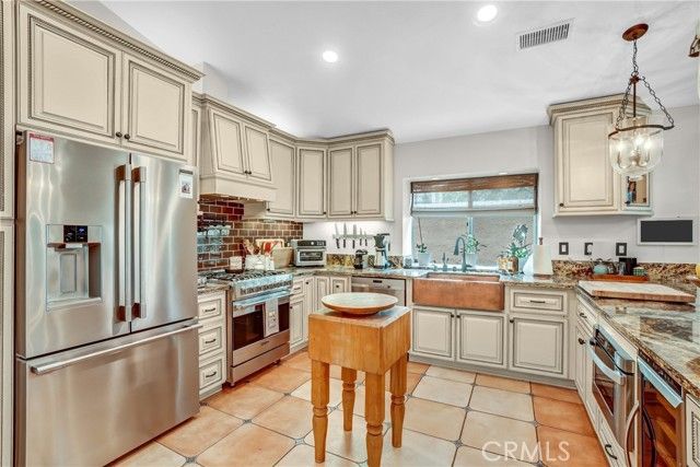 19242 Echo Pass, Trabuco Canyon, CA 92679