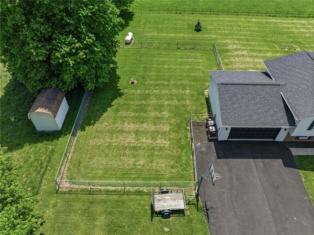 1353 Foust Road, Xenia Twp, OH 45385