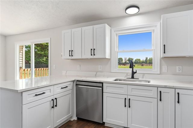 1353 Foust Road, Xenia Twp, OH 45385