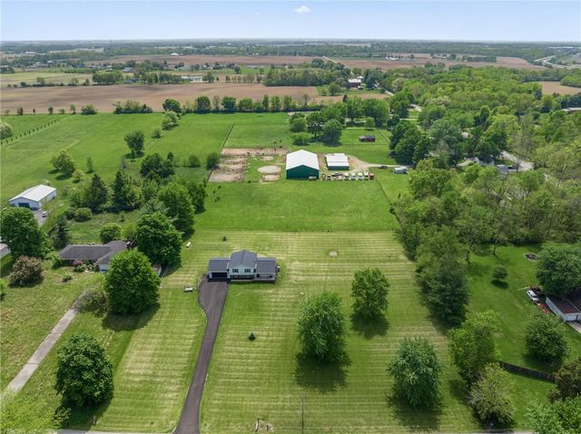 1353 Foust Road, Xenia Twp, OH 45385