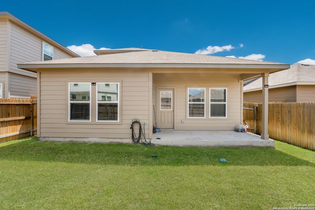 2887 Panther, New Braunfels, TX 78130