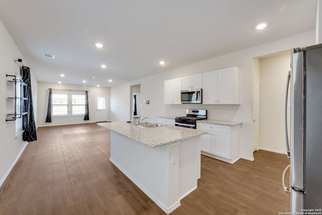2887 Panther, New Braunfels, TX 78130