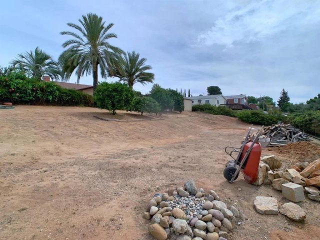 308 La Cresta Heights Rd, El Cajon, CA 92021