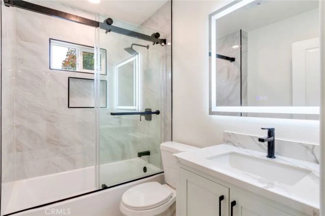 856 E Palm, Glendora, CA 91741