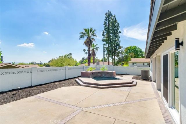 856 E Palm, Glendora, CA 91741