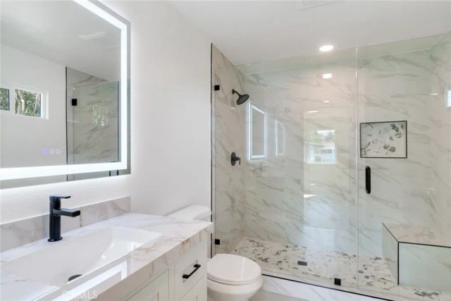 856 E Palm, Glendora, CA 91741