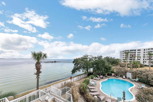 1326 Miracle Strip Parkway 303, Fort Walton Beach, FL 32548