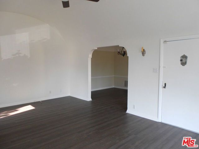 9139 W 25TH Street, Los Angeles, CA 90034