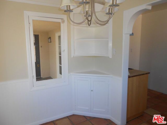 9139 W 25TH Street, Los Angeles, CA 90034