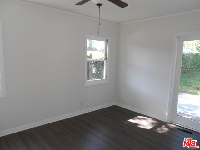 9139 W 25TH Street, Los Angeles, CA 90034