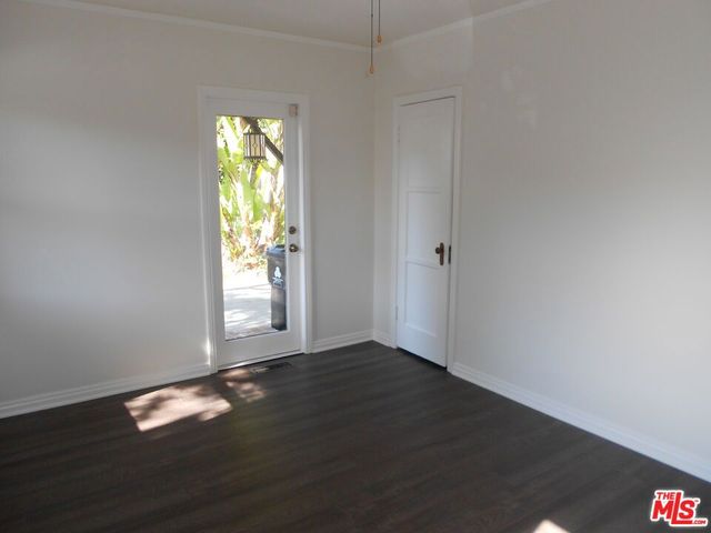 9139 W 25TH Street, Los Angeles, CA 90034