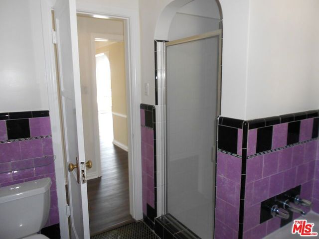 9139 W 25TH Street, Los Angeles, CA 90034