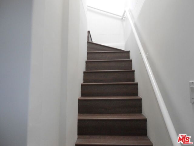 9139 W 25TH Street, Los Angeles, CA 90034