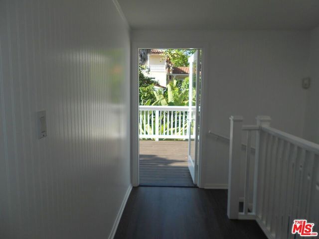 9139 W 25TH Street, Los Angeles, CA 90034