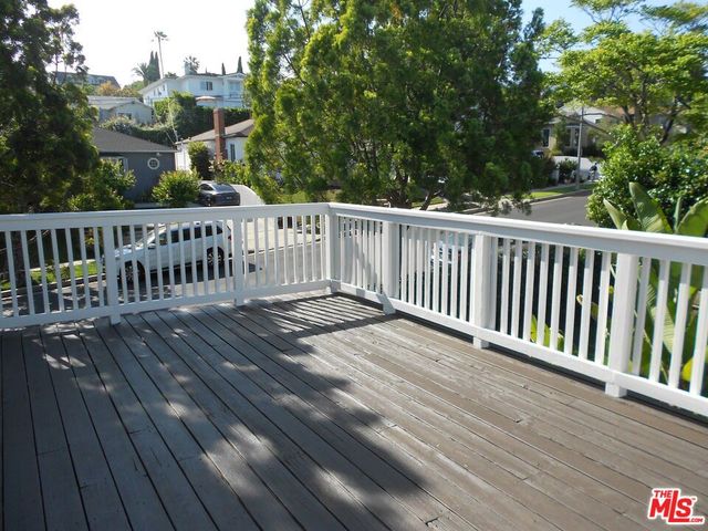 9139 W 25TH Street, Los Angeles, CA 90034
