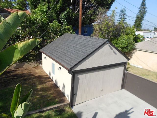 9139 W 25TH Street, Los Angeles, CA 90034