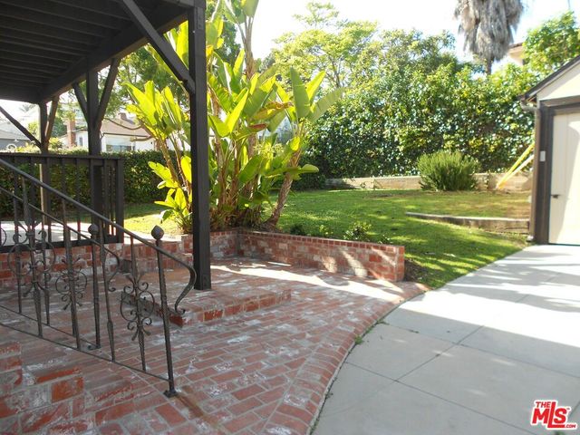 9139 W 25TH Street, Los Angeles, CA 90034