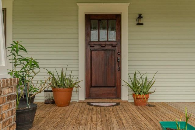 240 S Merchant Street, Sour Lake, TX 77659