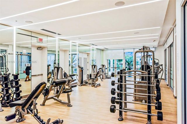 6410 NW 102nd Path 101, Doral, FL 33178