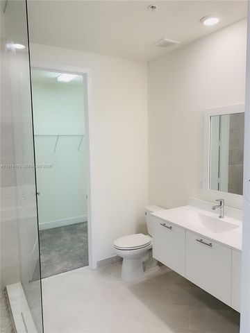 6410 NW 102nd Path 101, Doral, FL 33178